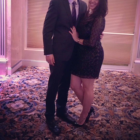 Black short sequin lace dress - Picture 3 of 4